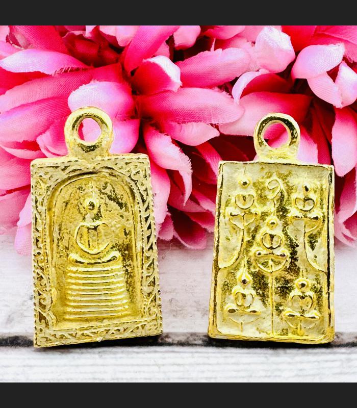 Leklai Suwanracha Yellow Gold Somdej 9base Gambling Casino Win Thai Amulet 17741